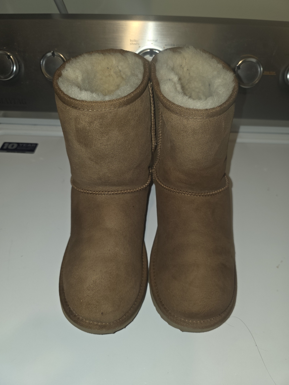 UGG Classic Short Shearling Boots in Chestnut